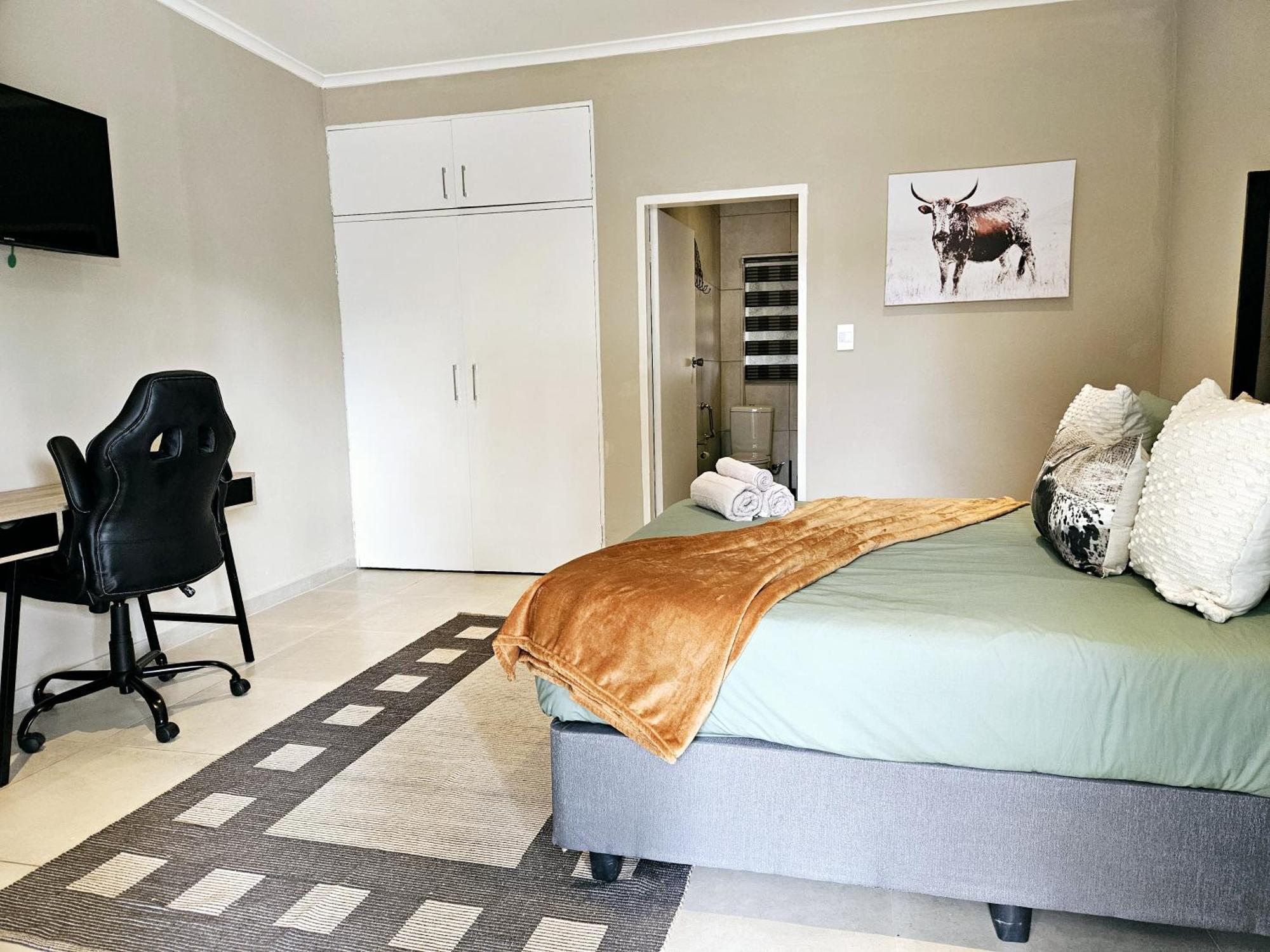 Bosveld In Die Stad 2 Guesthouse Албертън Екстериор снимка