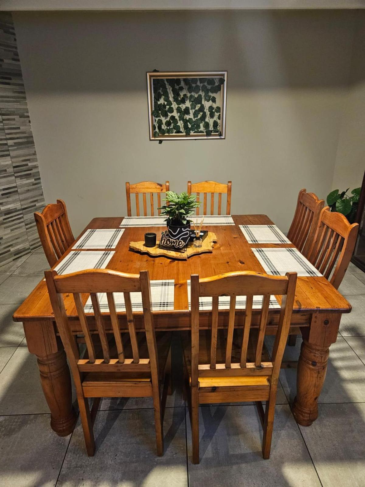 Bosveld In Die Stad 2 Guesthouse Албертън Екстериор снимка