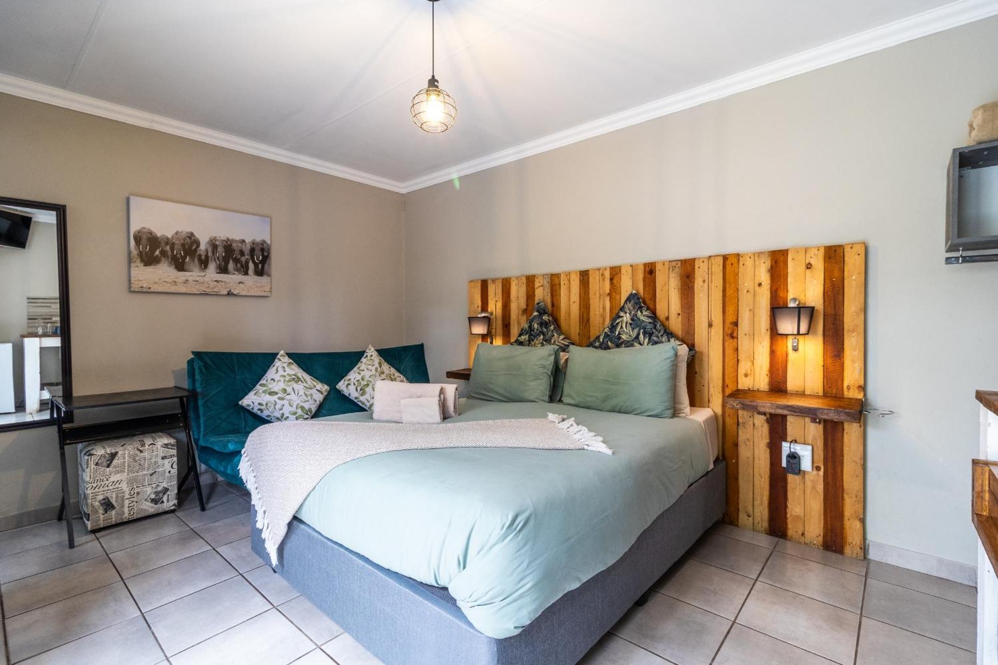 Bosveld In Die Stad 2 Guesthouse Албертън Екстериор снимка
