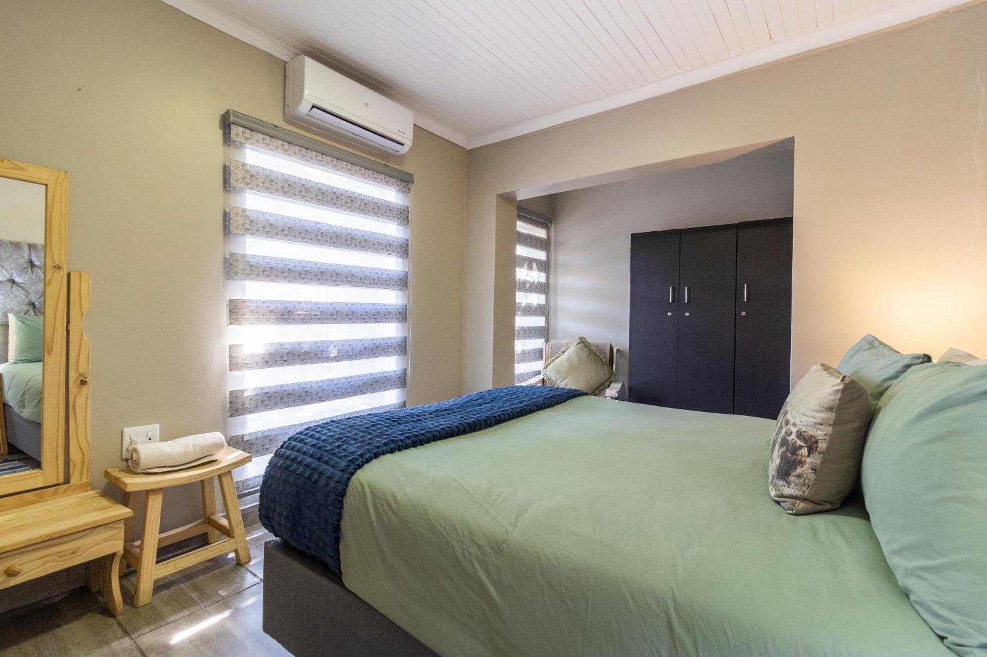 Bosveld In Die Stad 2 Guesthouse Албертън Екстериор снимка